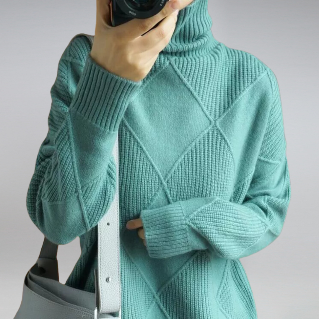 Selene - Cashmere Turtleneck Sweater