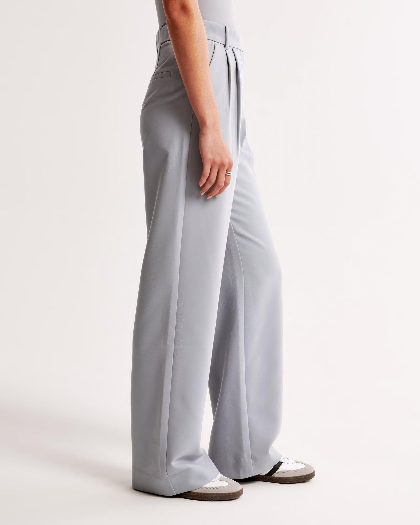 Zara | High Waist Pleated Leg Trousers with Tailored Fit