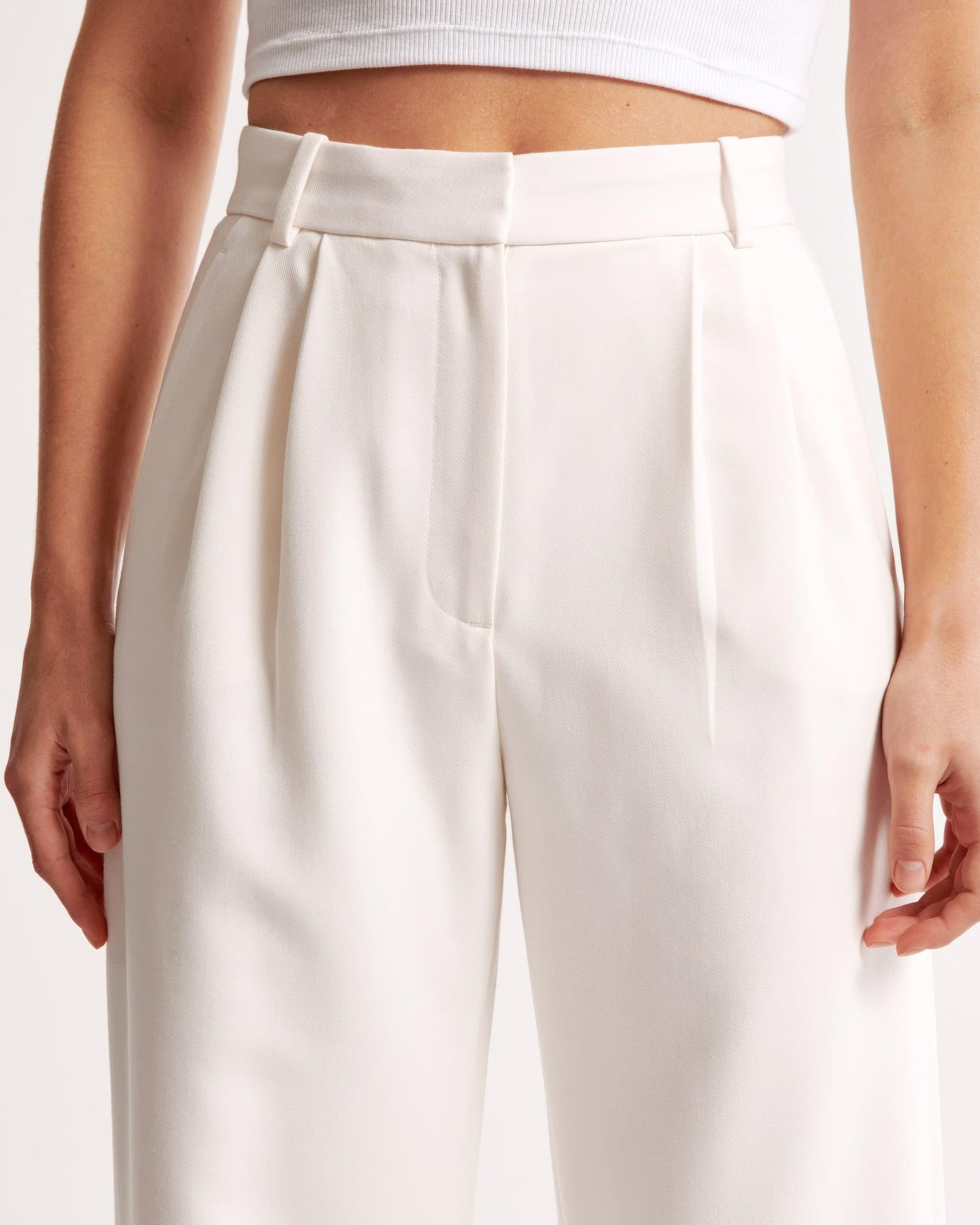 Zara | High Waist Pleated Leg Trousers with Tailored Fit