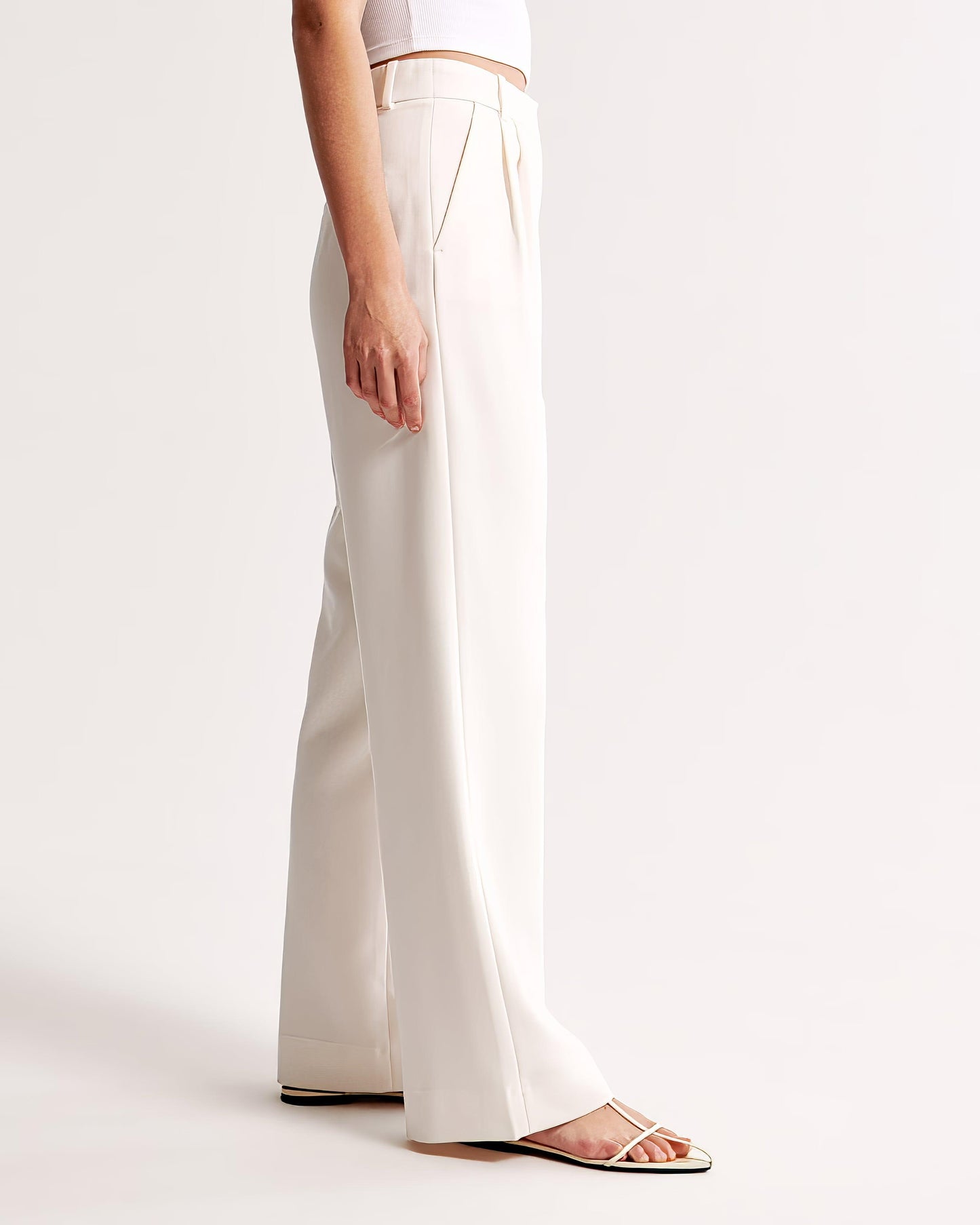 Zara | High Waist Pleated Leg Trousers with Tailored Fit
