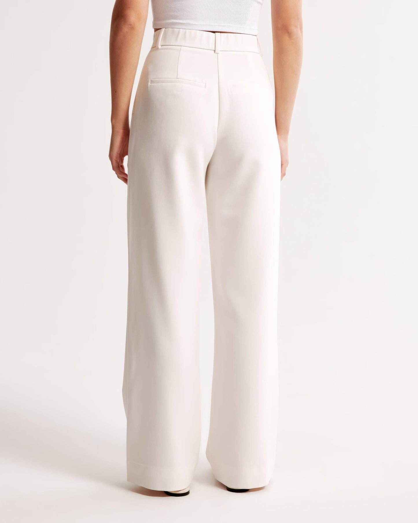 Zara | High Waist Pleated Leg Trousers with Tailored Fit