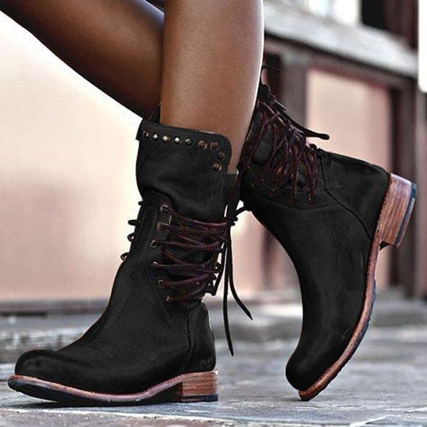 Jessica | Calf Leather Boots – Stylish Lace-Up Design – Edgy Metal Studs – Comfortable Low Heel