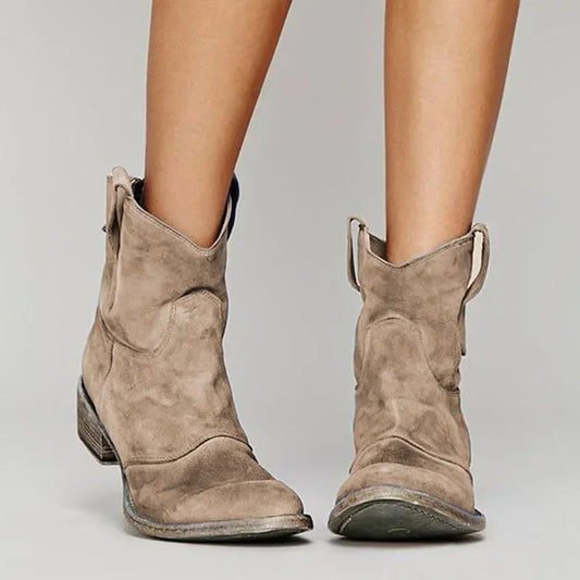 Alina – Vintage Cowboy Ankle Boots